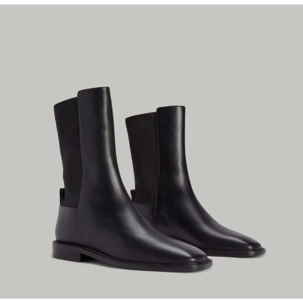 Everlane The City Chelsea Boots in Black Leather  New Womens Italy Booties
